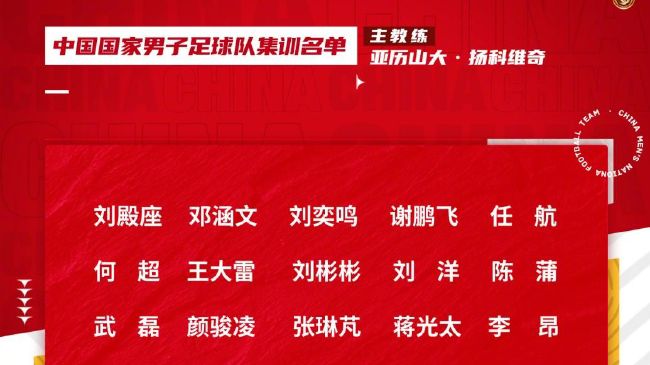 美女扒开下面让男生舔