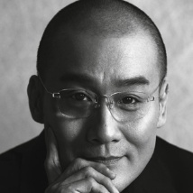 美女扒开下面让男生舔